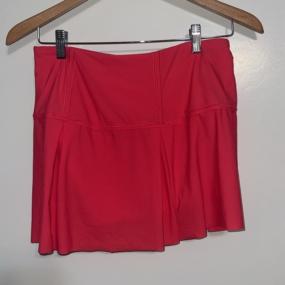 Lululemon Lost In Pace Skirt Lip Gloss Pink - Picture 3 of 6